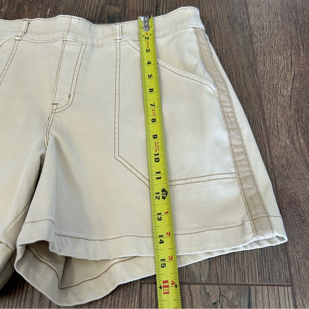Spanx Stretch Twill Shorts Khaki Large - Picture 3 of 8